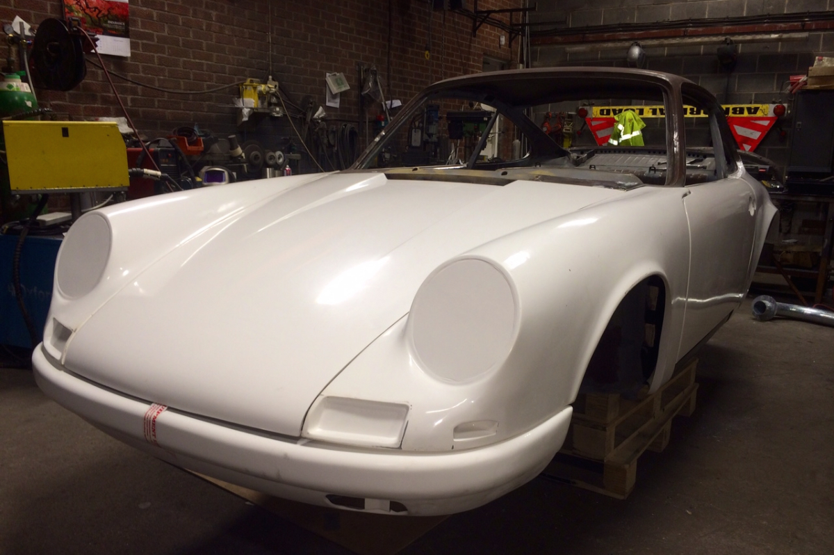 Porsche 911R Lightweight Race Car Build Continues Ferdinand